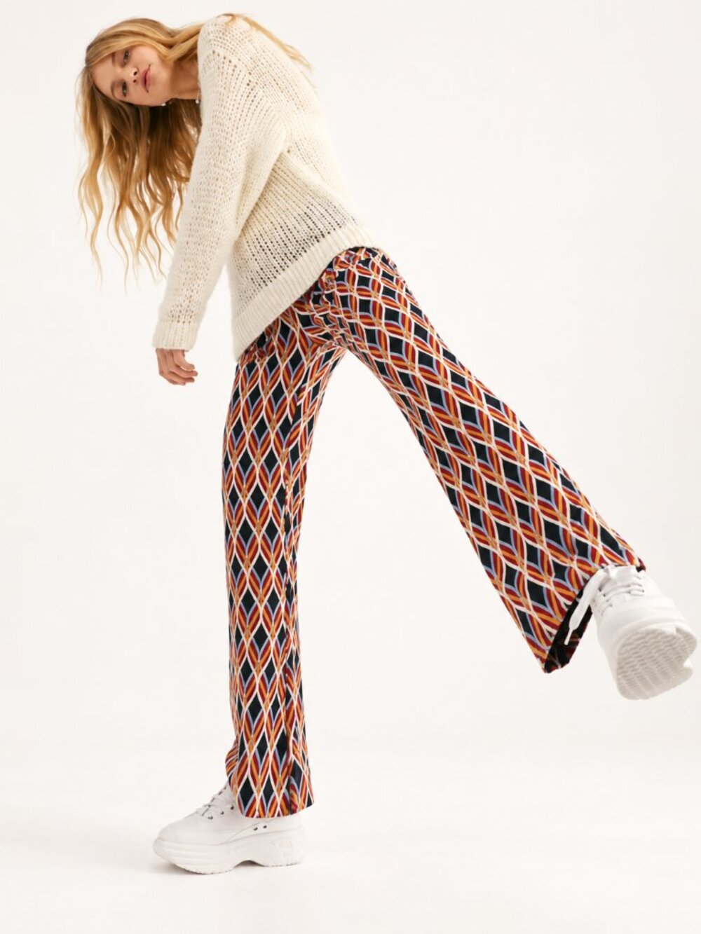 Free People Hip Hugging Jacquard Flare Pants Size 0 UK 4 Retro Geometric $125